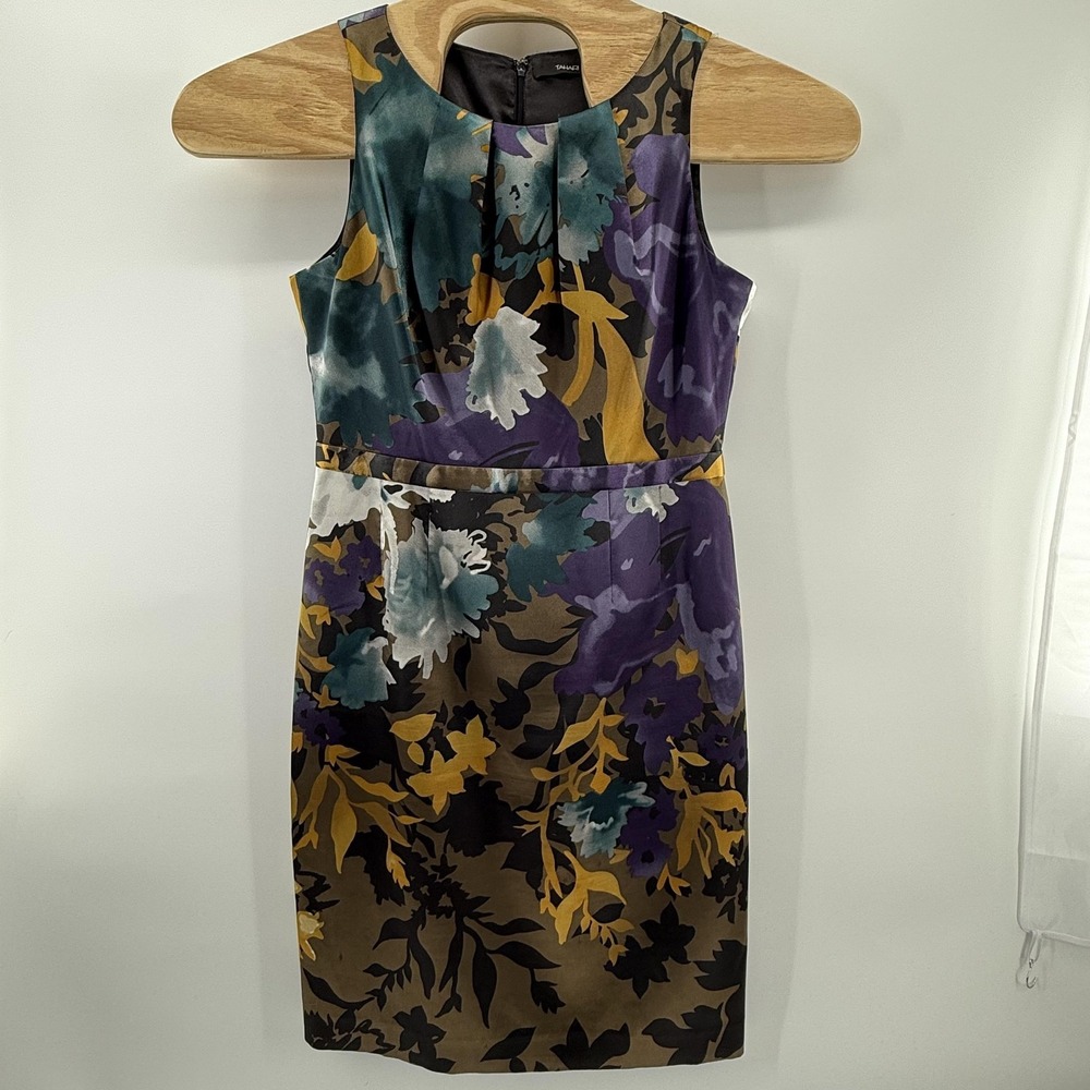 Tahari Dress Womens Small Floral Sleeveless Sheath Lined Elegant Occasion Wear